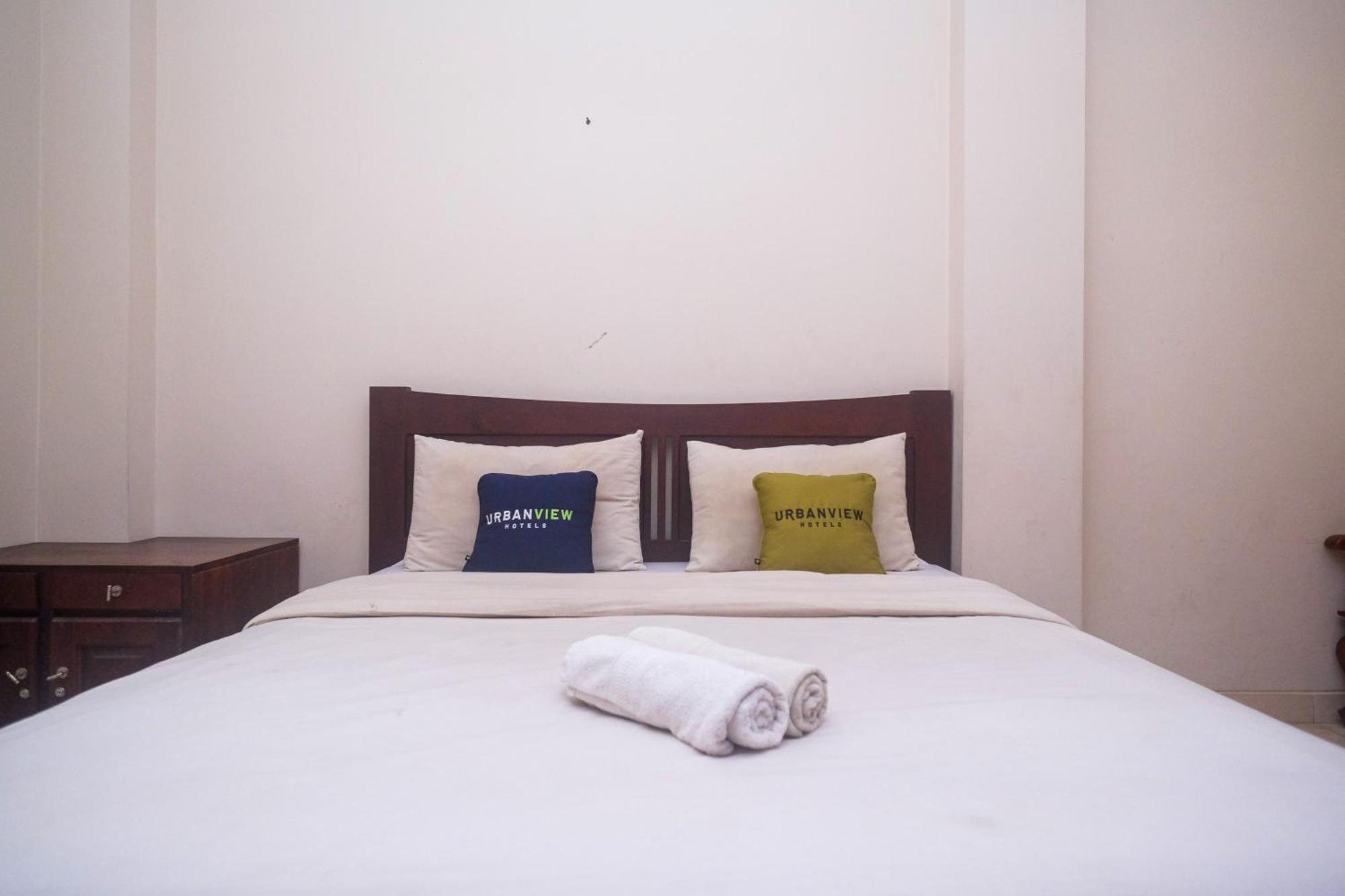 Urbanview Hotel Pondok Anggun Yogyakarta By Reddoorz Maguwo Exterior photo